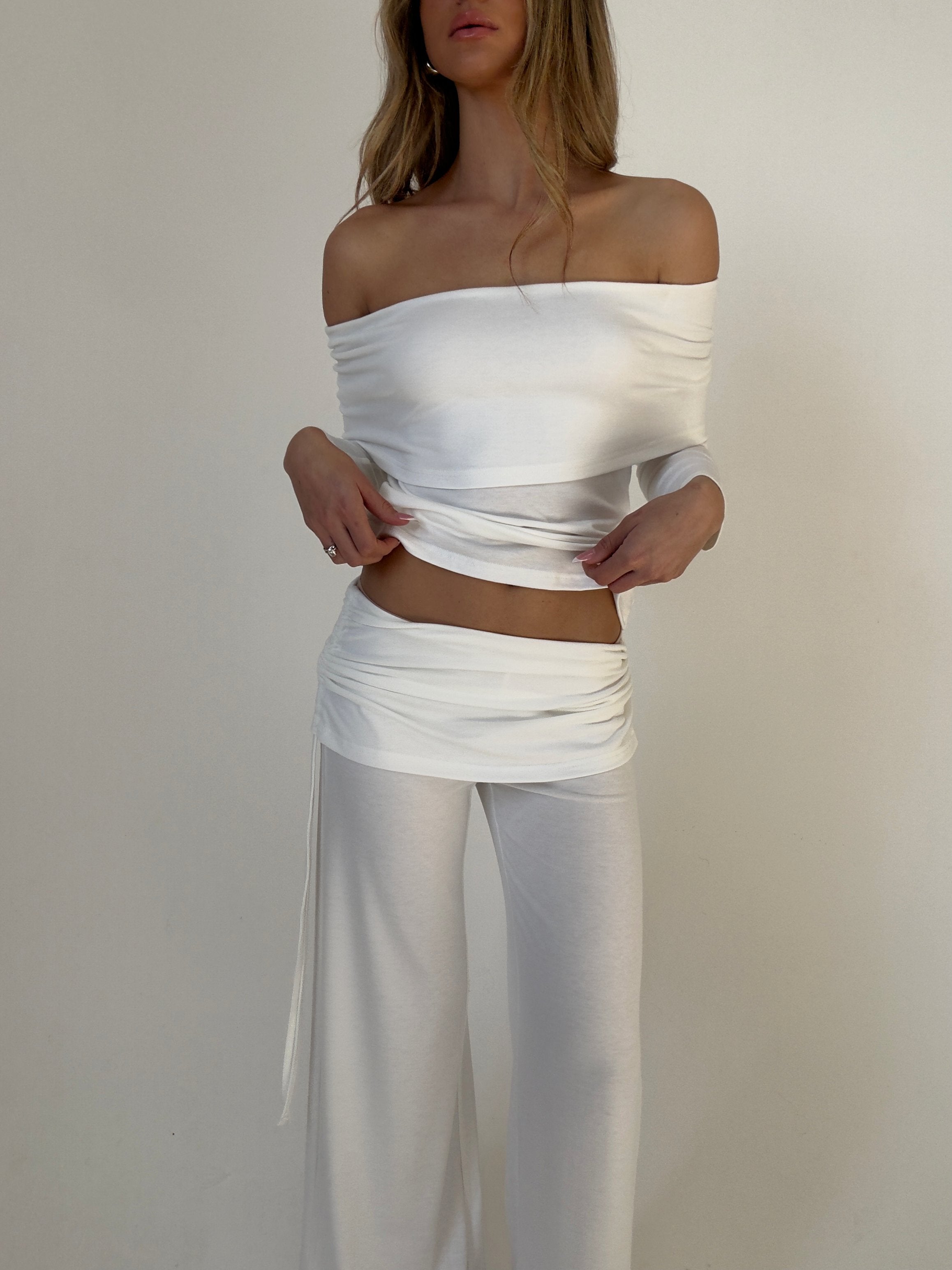 חליפת פנאי - רוקסן לבנה