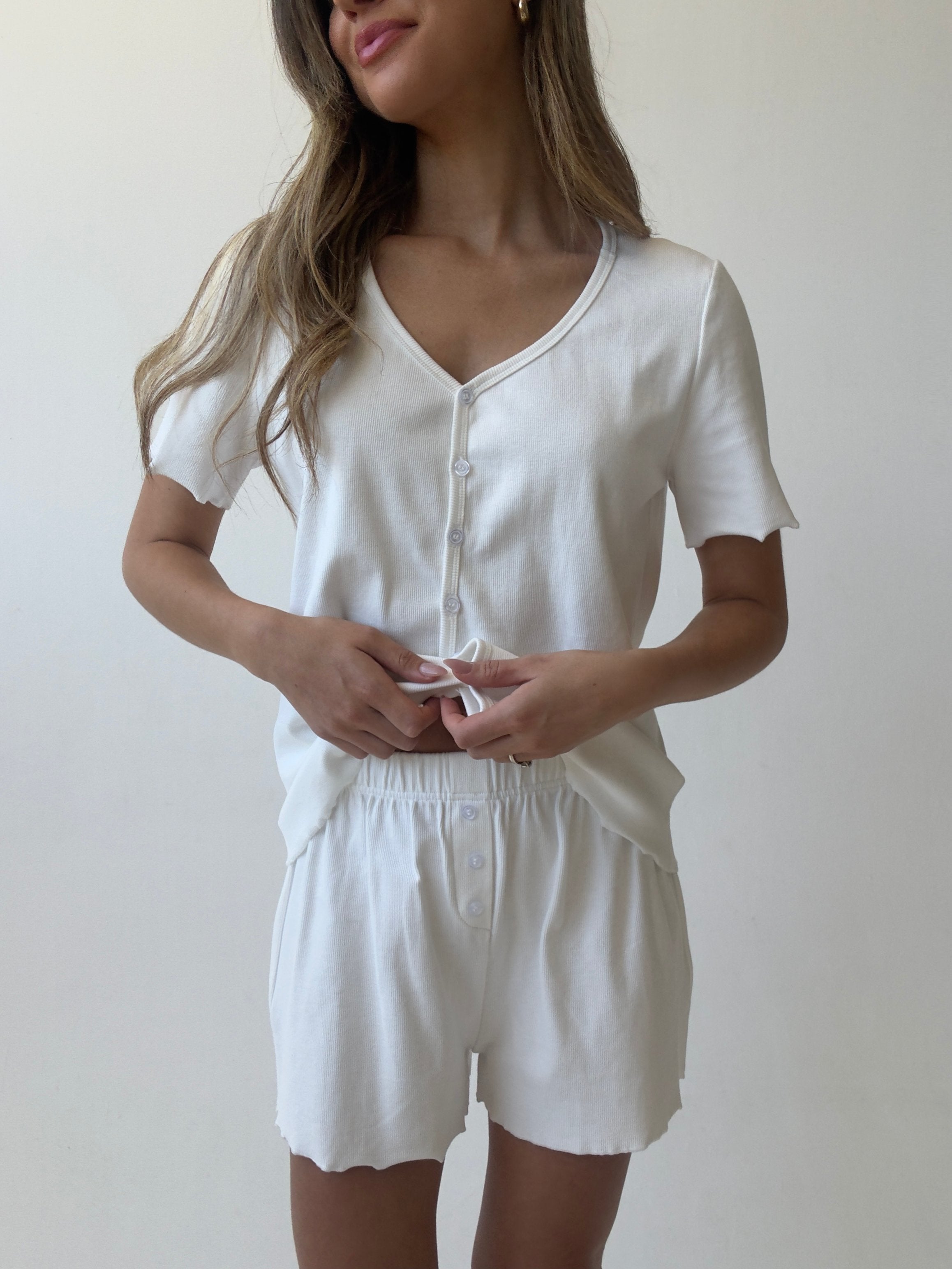 פיג׳מה דניאלה קצרה ריב לבנה