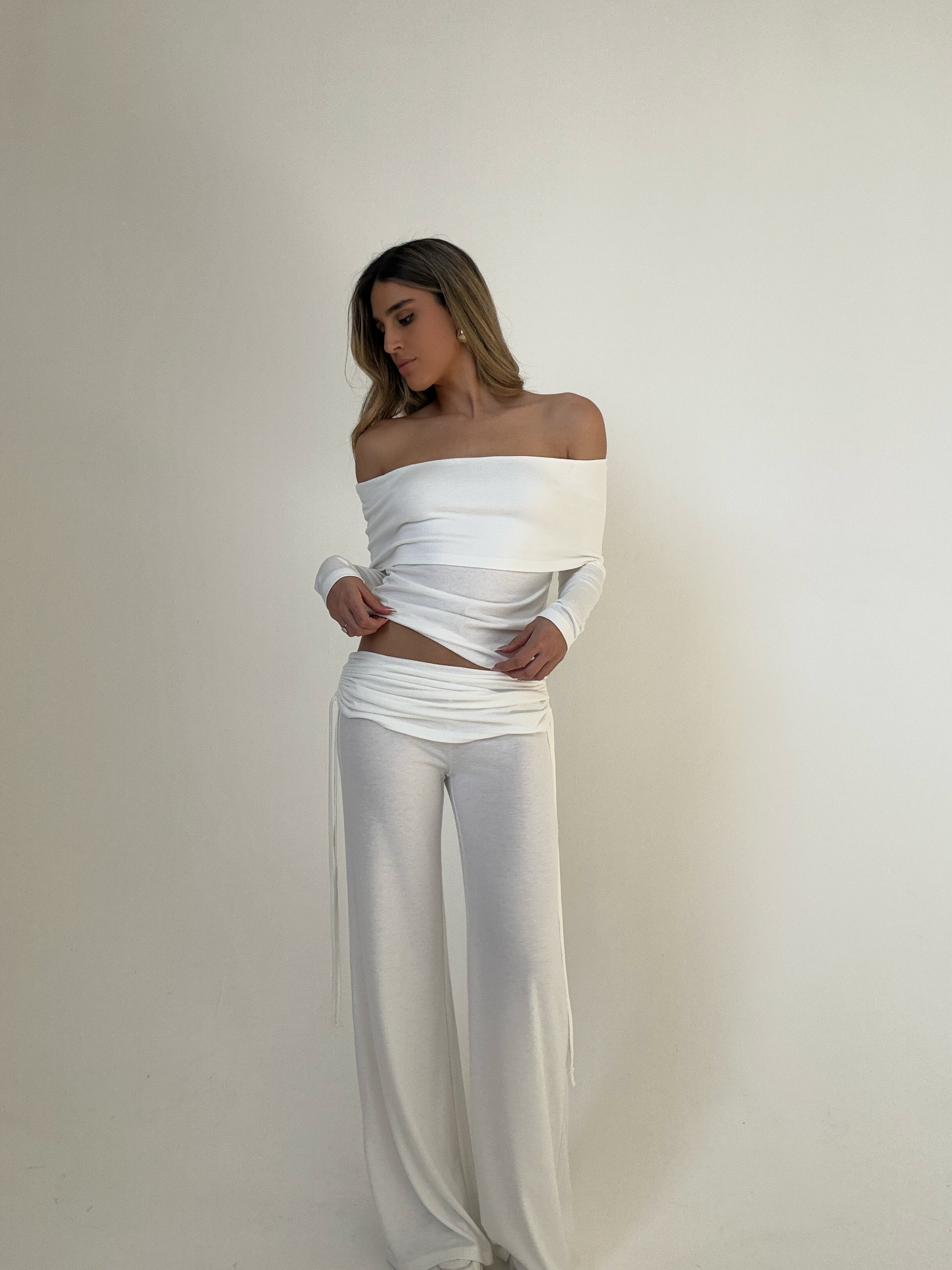 חליפת פנאי - רוקסן לבנה