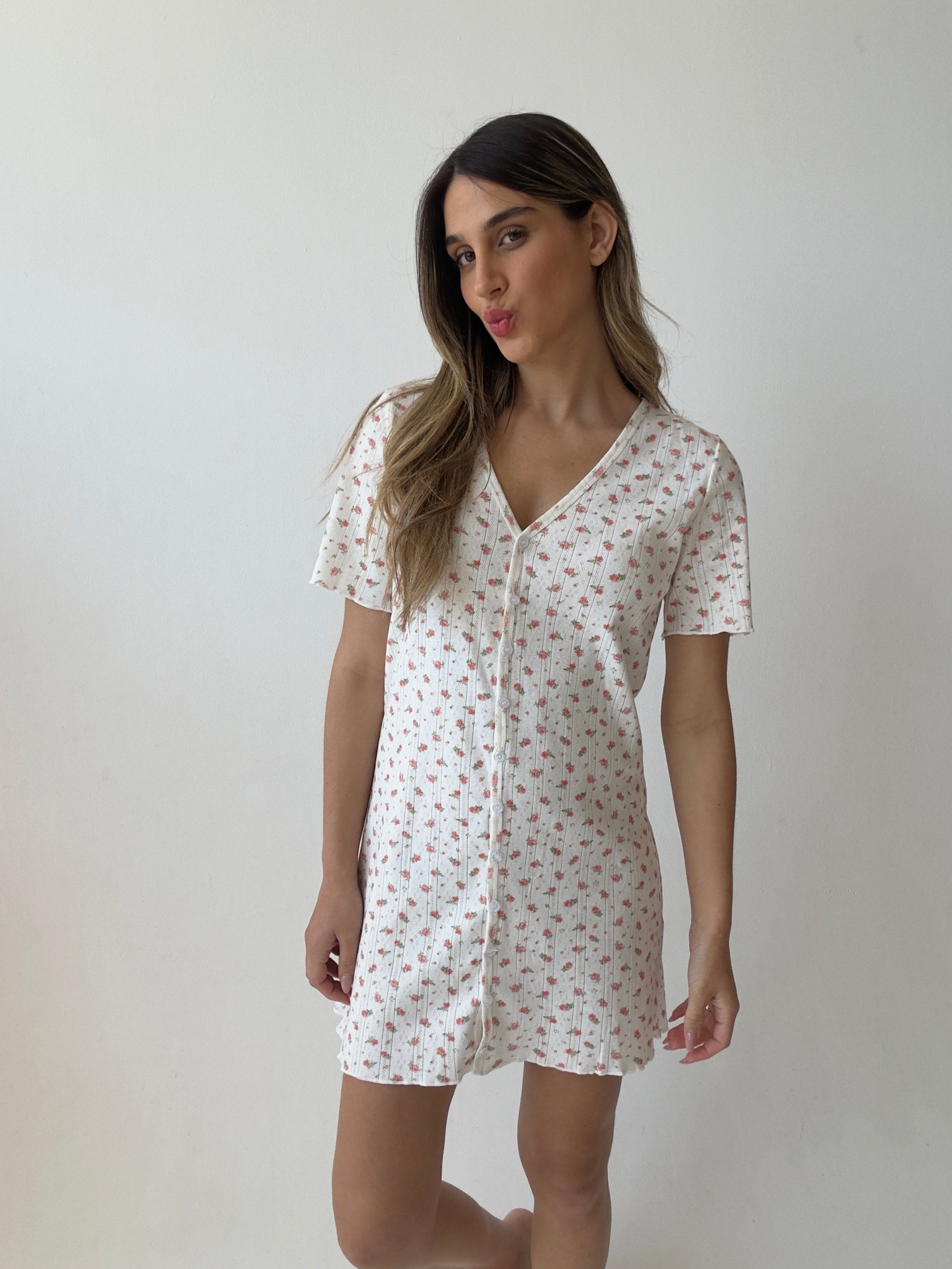 כותנת דניאלה פונטל פרחים אדומים