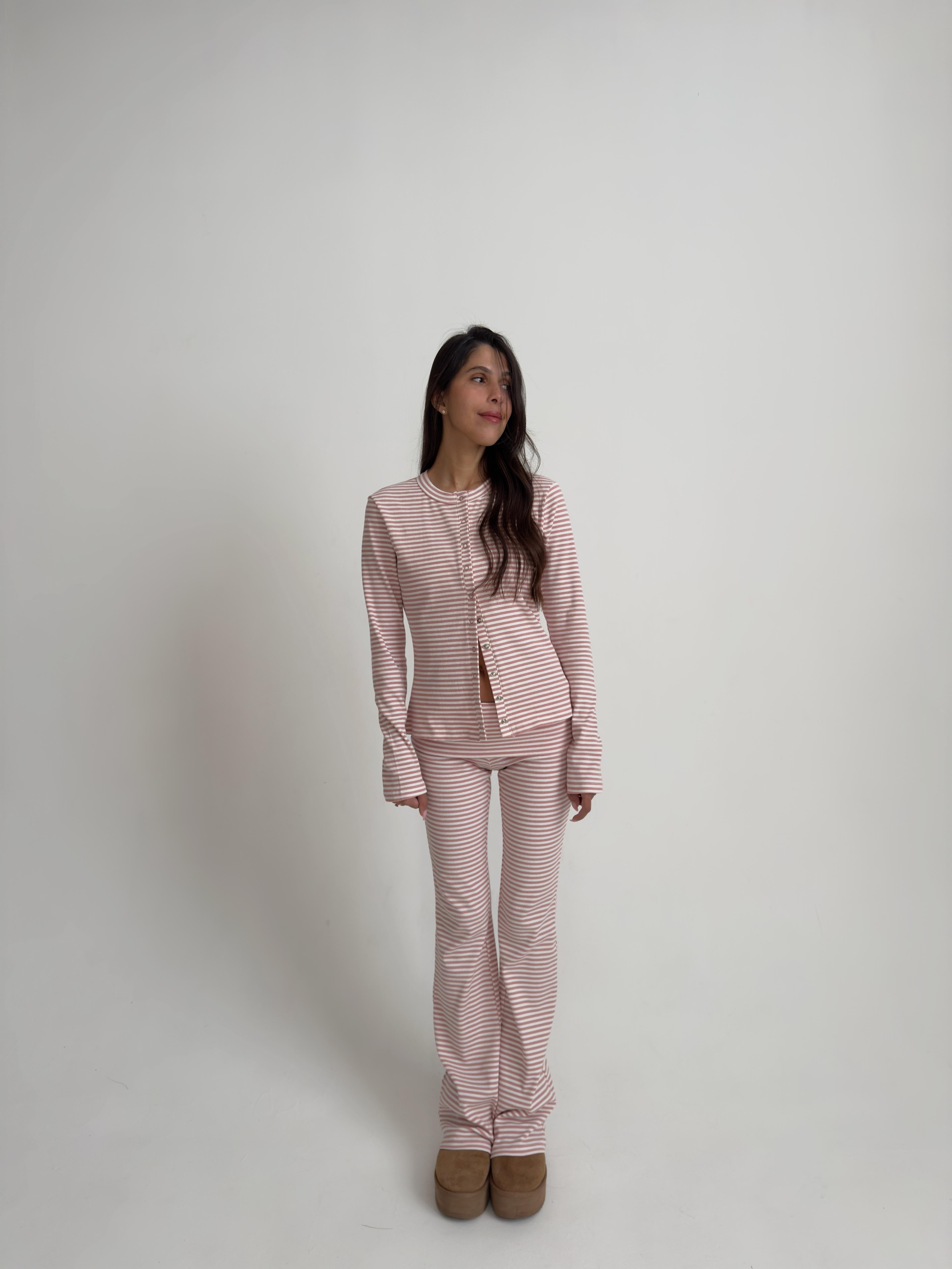 חליפת פנאי אמבר פסים ורוד בד ריב