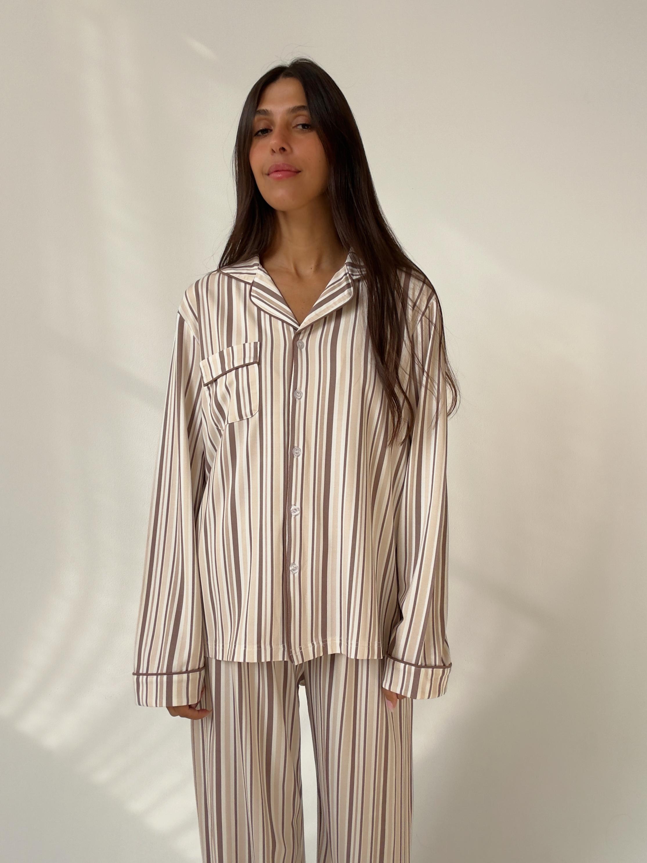 פיג׳מת אמלי מודל פרינט פסים חום