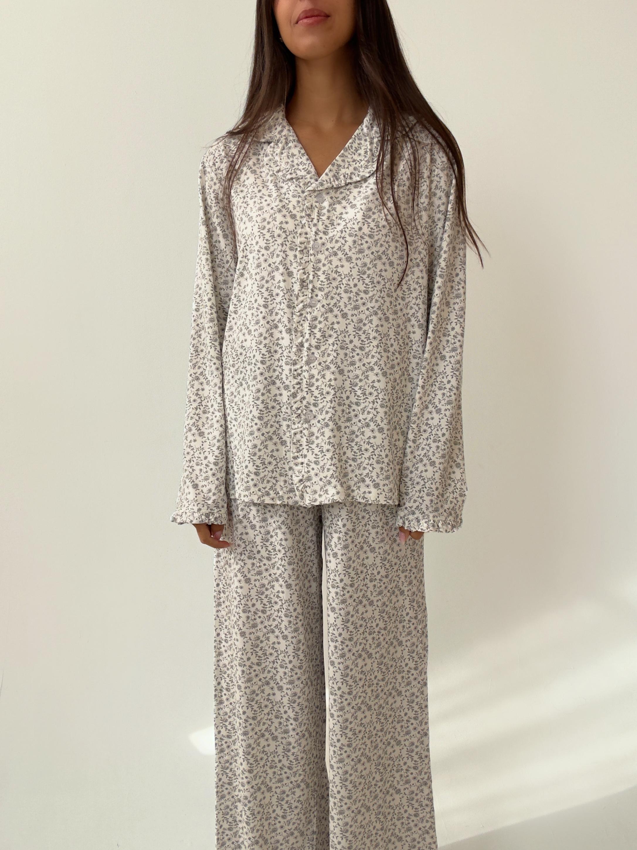 פיג׳מת אלנה מסגרת מלמלות פרינט פרחים