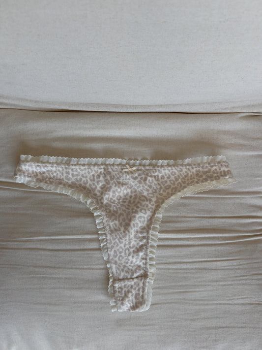 Ribbed Leopard Thong with Lace Trim