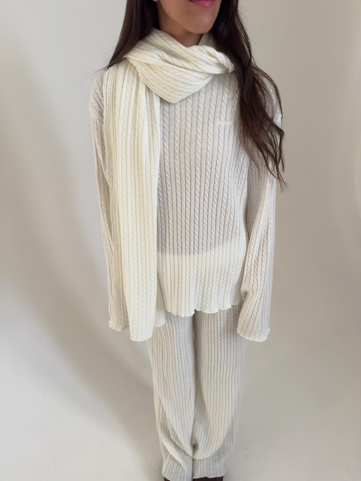 צעיף לונה סרוג לבן