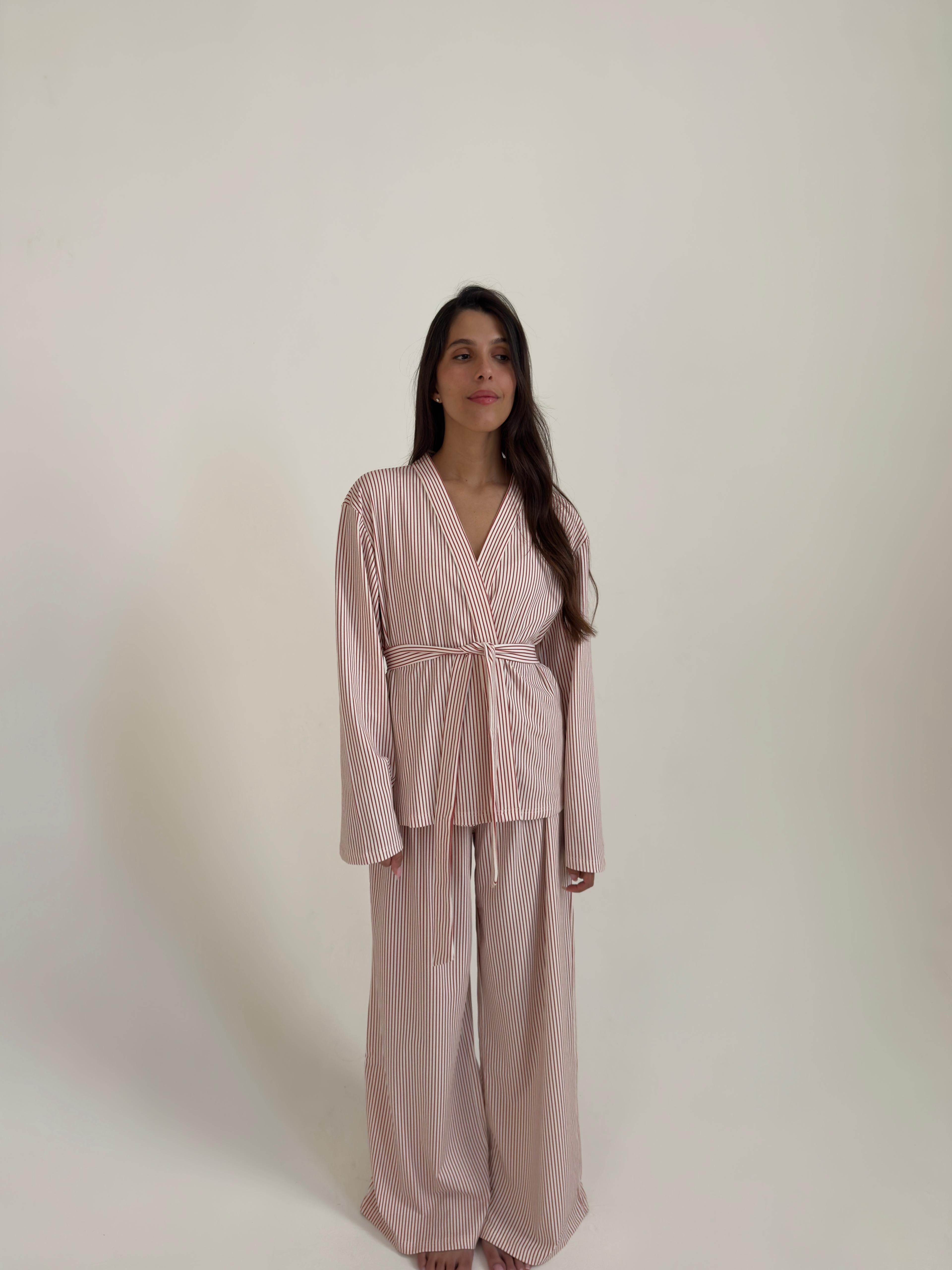 חליפת לואיס פרינט פסים אדום בד