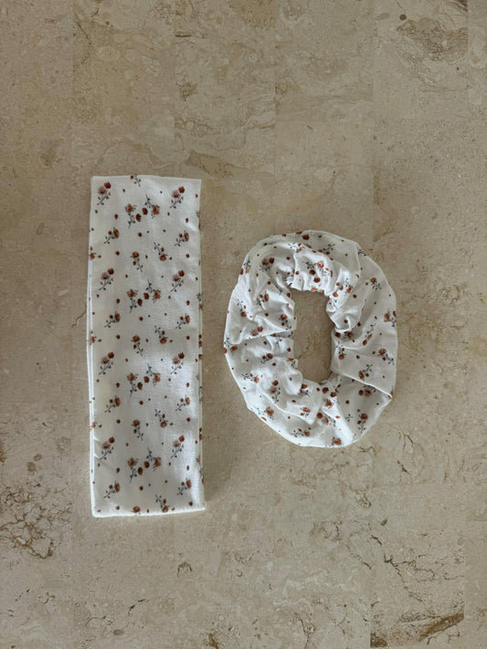 סט לשיער מודל פרינט פרחים אדום